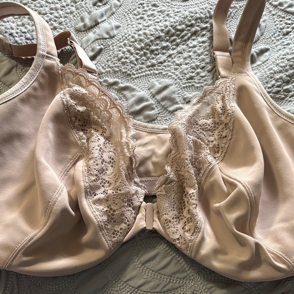 Playtex Front Clasp Lace Trim Full Coverage Underwire Bra 40DDD Nude Beige - Picture 7 of 7